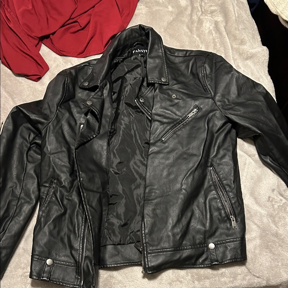 Men’s Leather Jacket